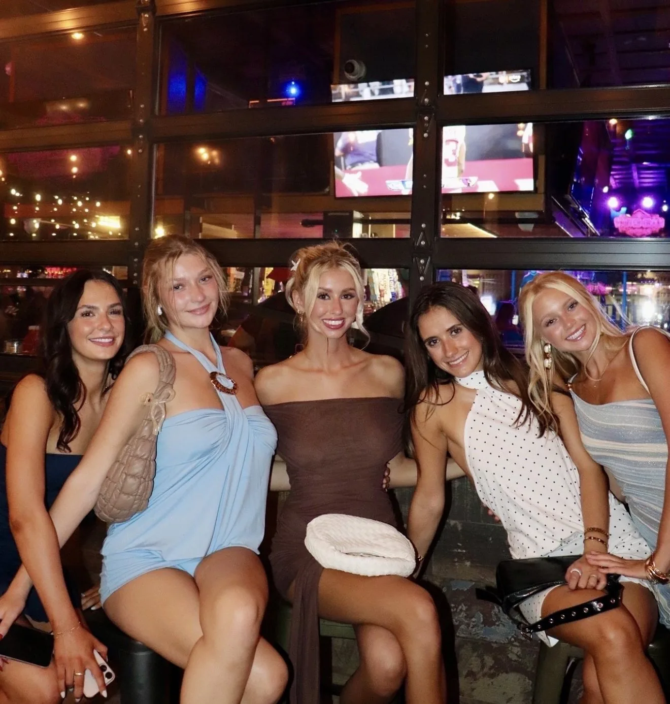 Delta Zeta date party